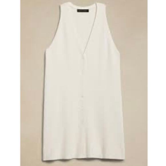 BANANA REPUBLIC | Ivory Cream Textured Knit Sweater Vest Button Down | Medium - Picture 1 of 9